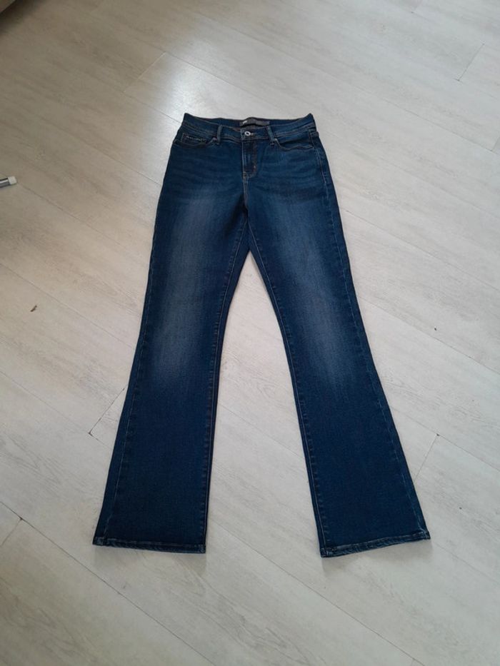 Jean Levi's 512 boot cut perfection Slimming 28/32