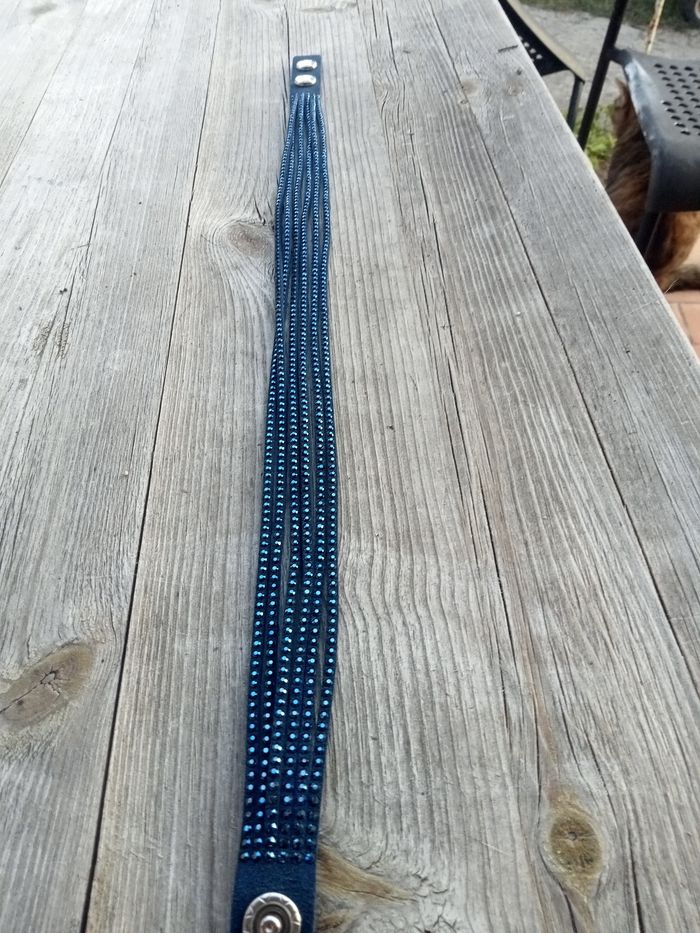 Bracelet Swarovski en cuir bleu - photo numéro 7