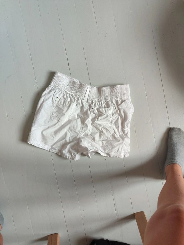 Short blanc - photo numéro 4