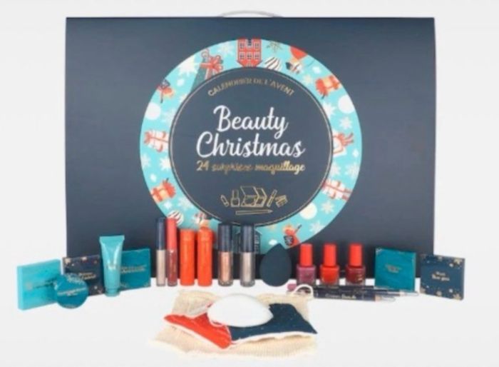 Neuf Calendrier de l'Avent avec ses 24 articles soins & beauté