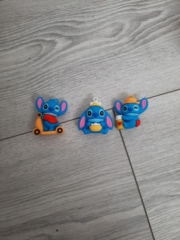 3 figurines stich