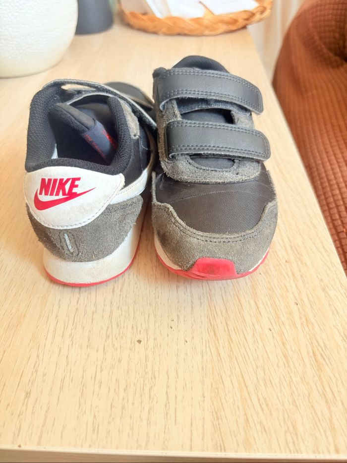 Baskets nike - photo numéro 2