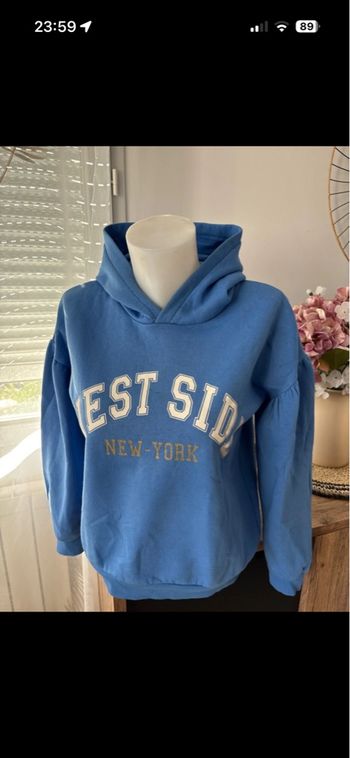 Pull sweat Tape à l œil  taille 14 ans 
