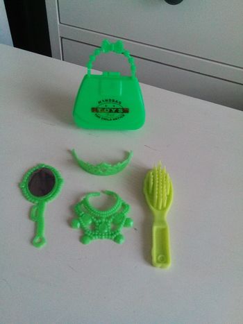 accessoires pour barbie