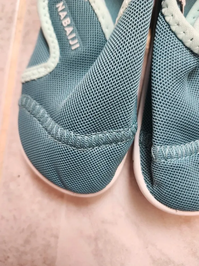 Chaussures eau aquatique bébé taille 24 25 decathlon nabaiji - photo numéro 5