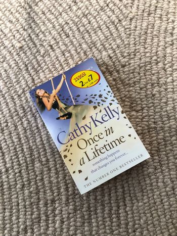 Livre anglais « Once in a Lifetime » de Cathy Kelly