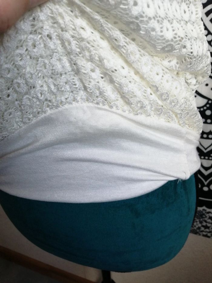Top blanc crème en dentelle graphique doublé / sans marque / (TU) - photo numéro 4