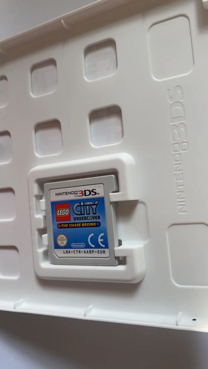 Lego CITY undercover 3ds - photo numéro 2