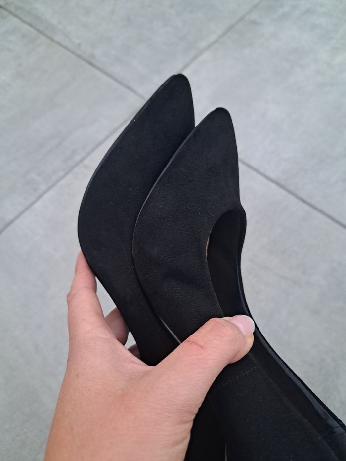 Escarpins noir talon haut en daim Nio Nio 👠 - photo numéro 6