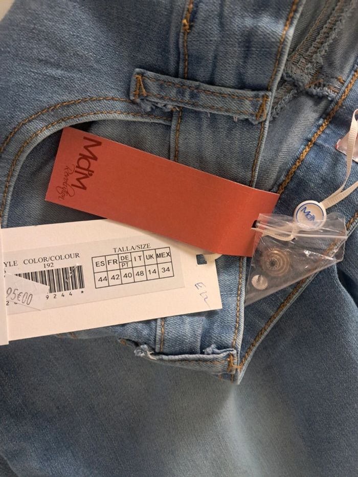 Md'M jean T 40 neuf - photo numéro 9