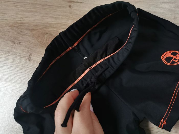 Short de bain noir 10 ans - photo numéro 3