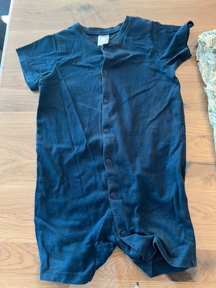 Lot 2 combinaisons été mixte H&M Zeeman 86cm - photo numéro 2