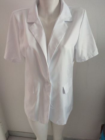 #kytie40femme. Veste manches courtes taille 40/41