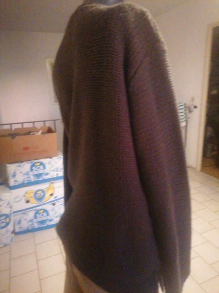 Pull taille 2 - photo numéro 2