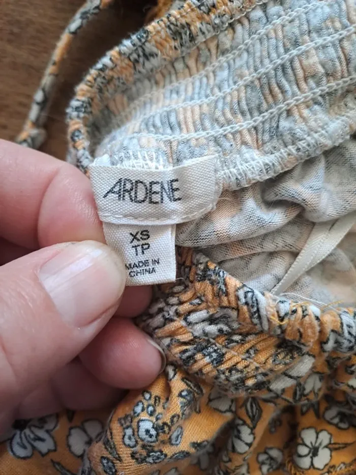 Joli haut fleuri - photo numéro 4