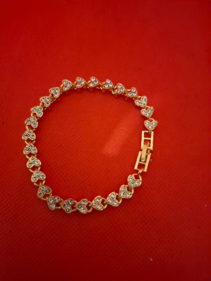 Bracelet acier métal doré neuf avec etiquette et oxydes de zirconium blancs - photo numéro 2
