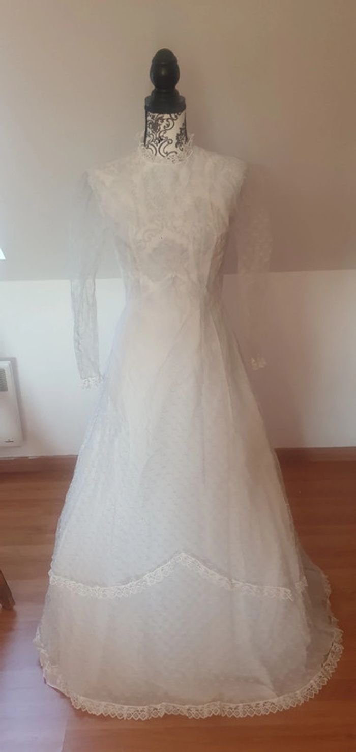 Robe de mariée manches longues vintage
