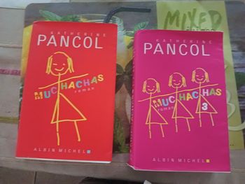 2 livres Muchachas 1 et 3