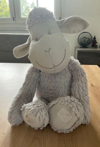Peluche mouton