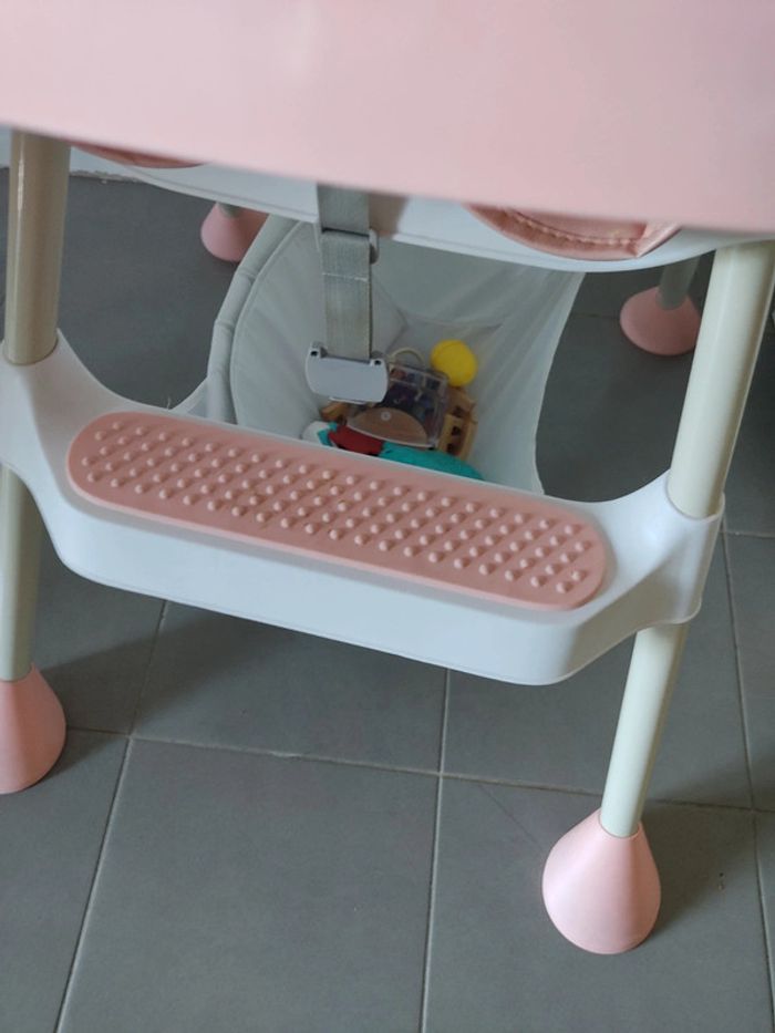 Chaise haute bébé fille - photo numéro 5