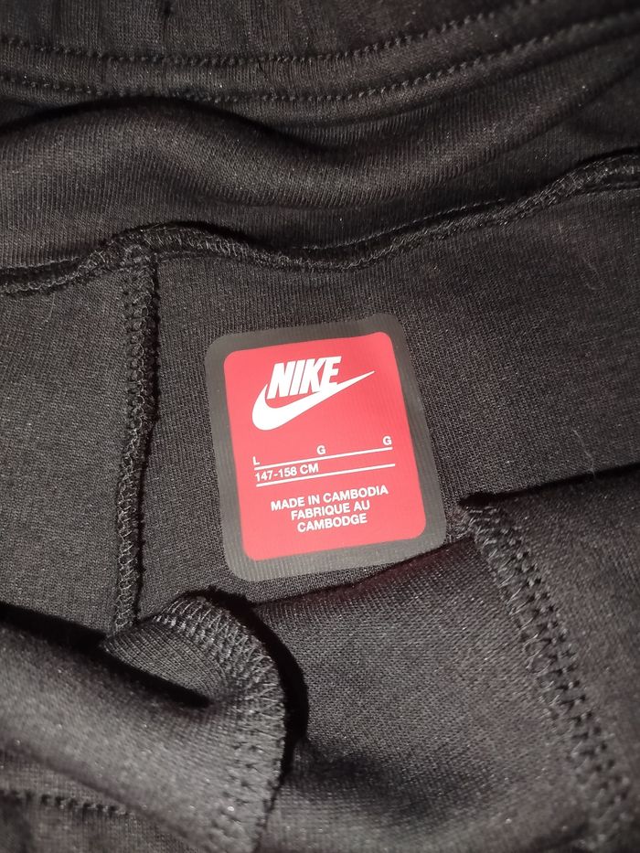 Pantalon Nike tech - photo numéro 3