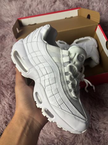 AirMax 95 Triple White blanche neuve taille 38