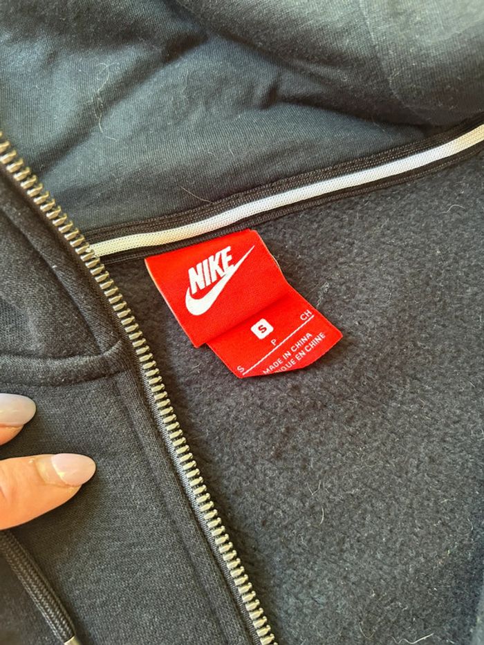 Veste femme Nike taille S - photo numéro 3