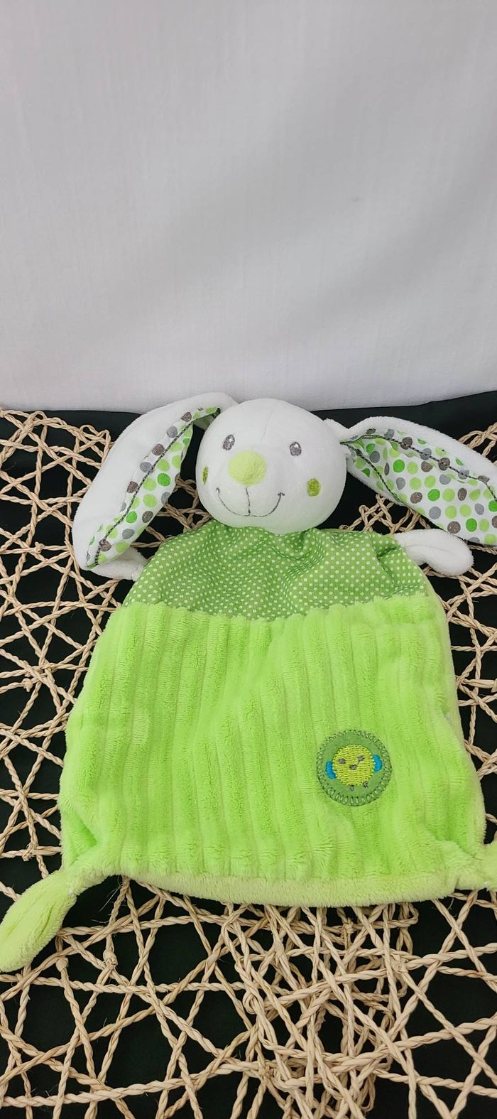 Nicotoy collection Little Hug doudou lapin plat vert oiseau pois - photo numéro 3
