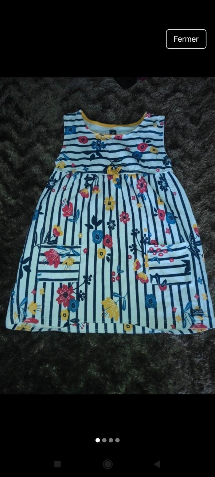 Très belle robe fille e2