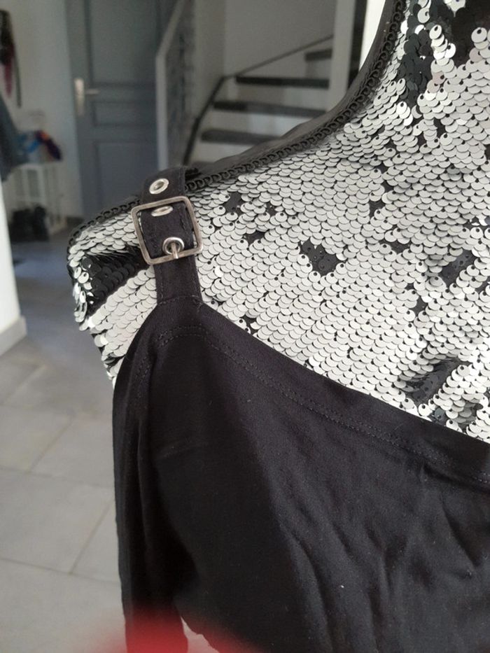 T-shirt asymétrique noir - photo numéro 3