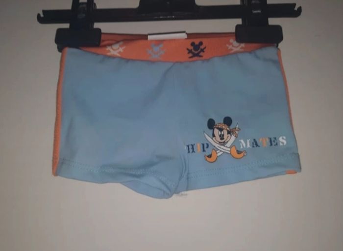 Maillot de bain taille 6 mois Mickey