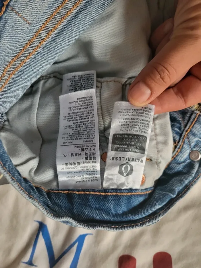 Jean levi's  taille 34 - photo numéro 6