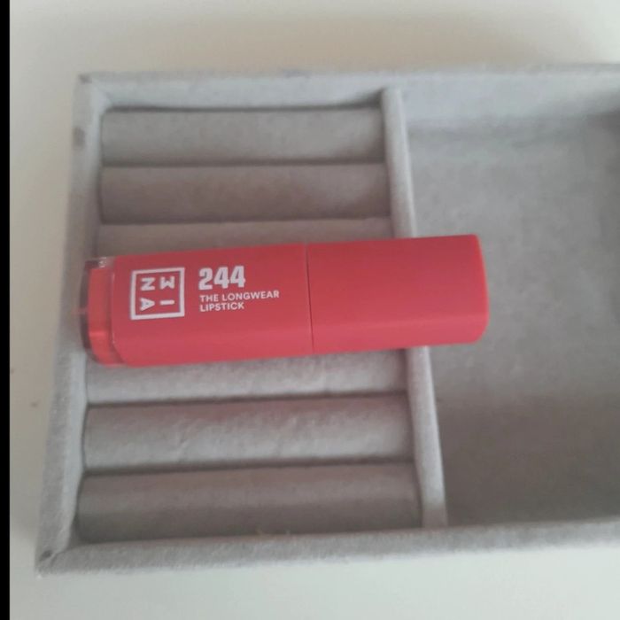 rouge a lévres