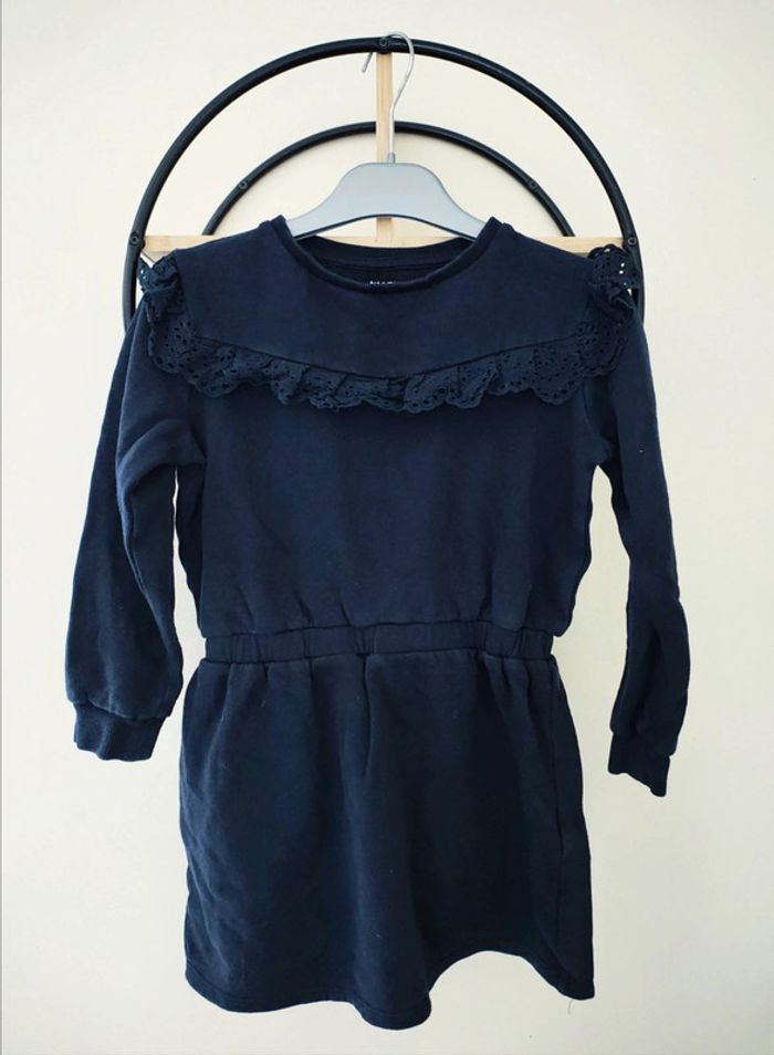 8 ans robe avec dentelle Kiabi