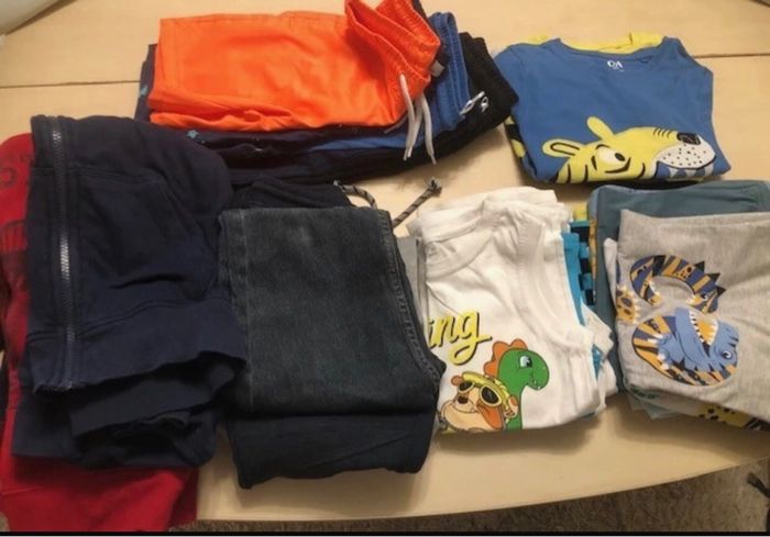 Lot vêtements garçon 8 ans