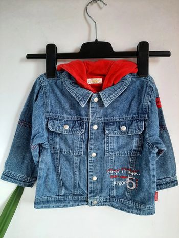 Veste en jean à capuche