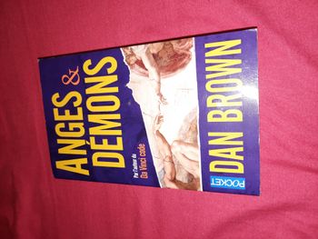 Dan Brown : Anges & Démons