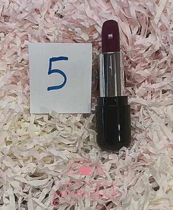 1 Rouge a lèvre bouteille de vin