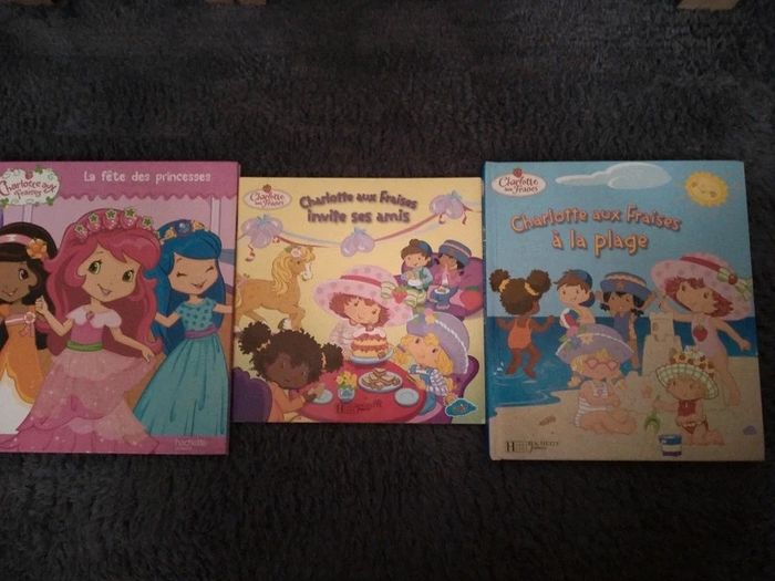 Lot Charlotte aux fraises