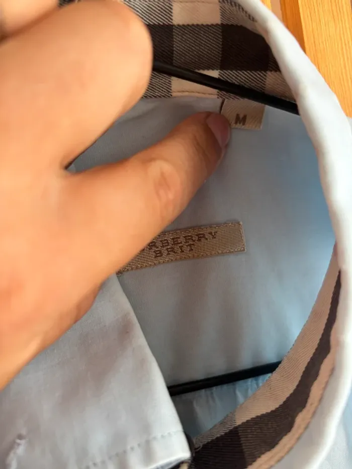 Chemise Burberry bleu ciel - photo numéro 4
