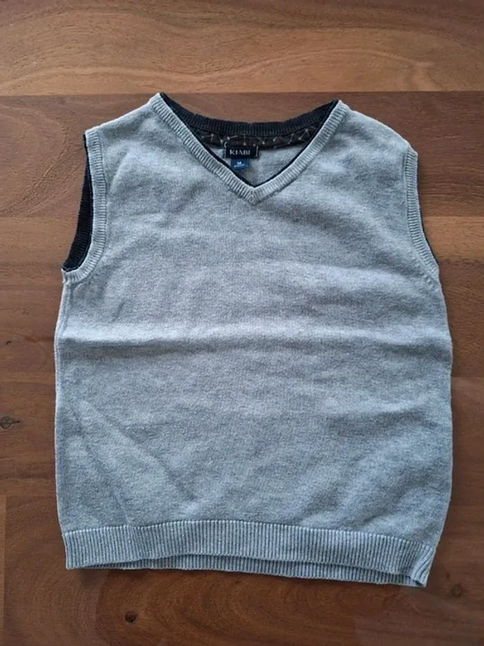 Pull sans manche gris Kiabi 3 ans