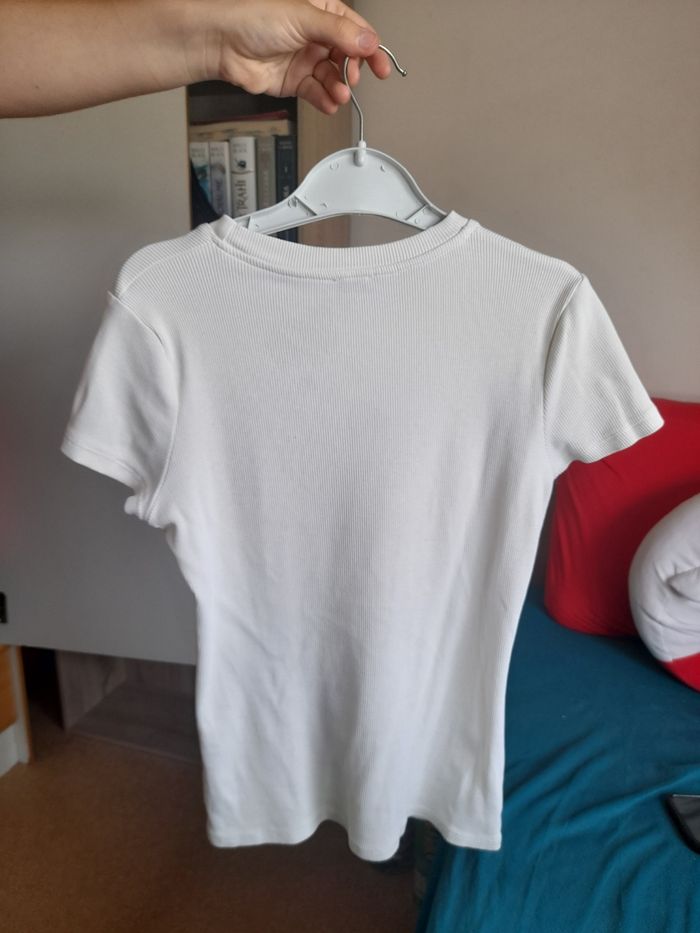 Tee-shirt - photo numéro 2