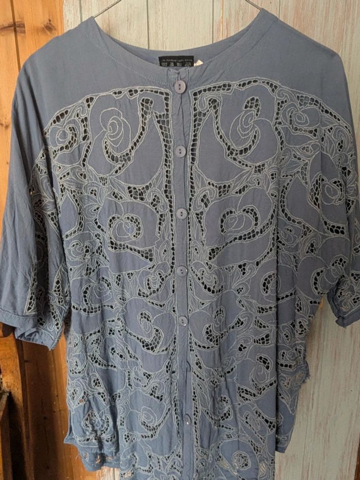 Chemise ajourée de dentelle anglaise - photo numéro 3