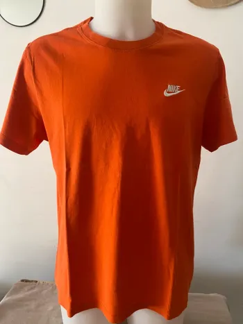 Tee-shirts orange Nike taille L