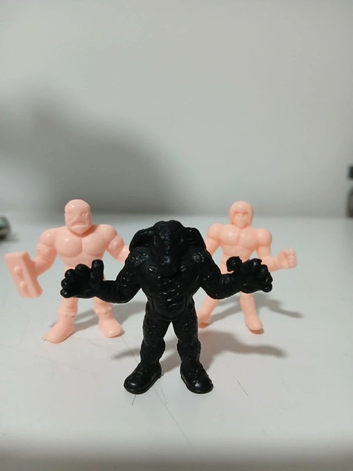 Lot 3 figurines musclor Cosmix meteor de la planète comor