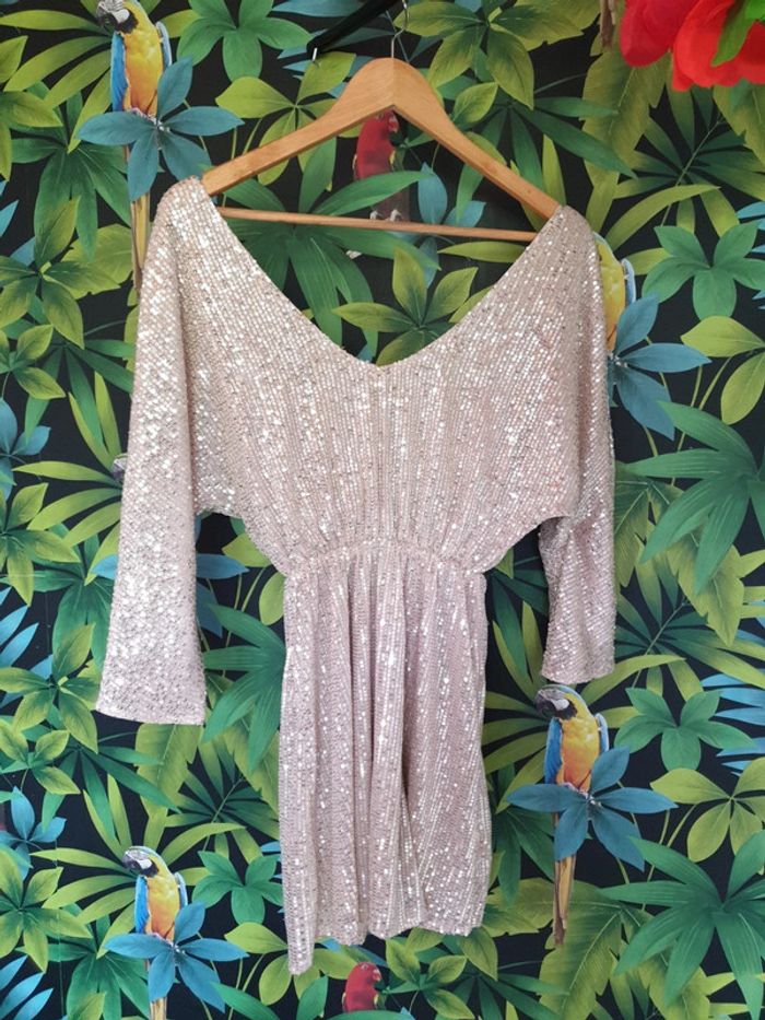 Robe cache coeur sequins - photo numéro 3