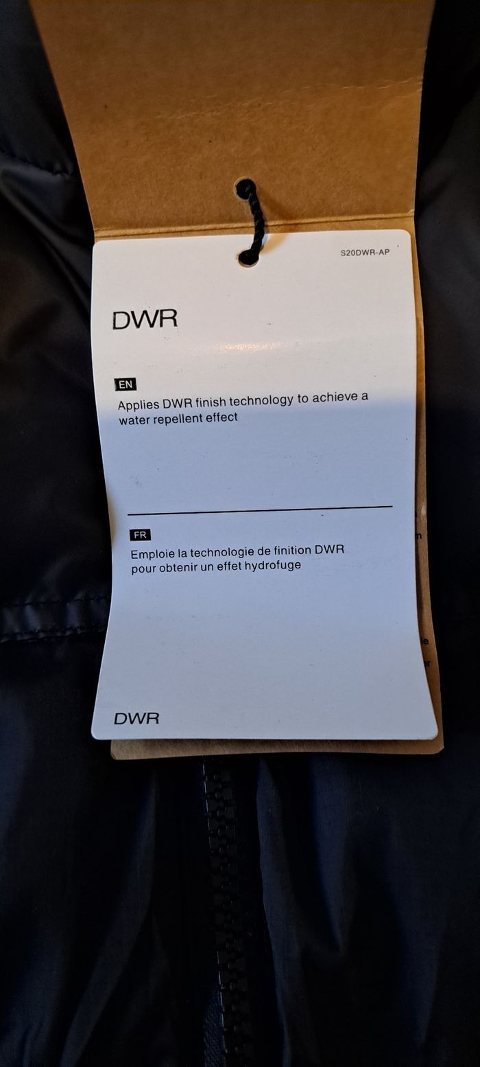 Doudoune noir The North Face 700 . T: L - photo numéro 7