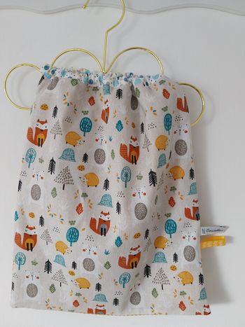 Bavoir élastique, bavoir de cantine,  serviette élastique