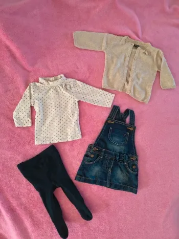 Ensemble 3 mois robe salopette, gilet ,T shirt et collants