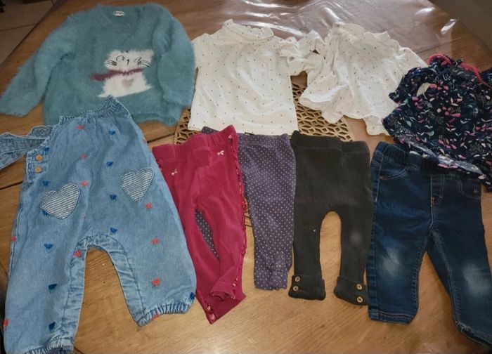 Lot 29 vêtements bebe fille 9mois - photo numéro 7